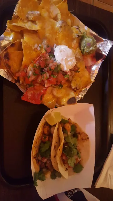 3 Chicas Mexican Kitchen Picture 7