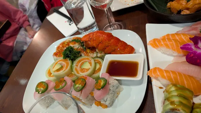 Tani Sushi & Asian Grill Picture 6