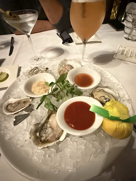 Oceanos Oyster Bar & Sea Grill Picture 9