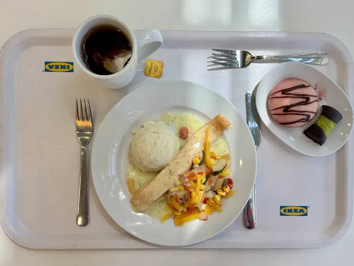 IKEA Restaurant Picture 4
