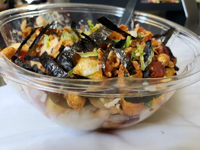 Kung Fu Poke House & Sushi Picture 6