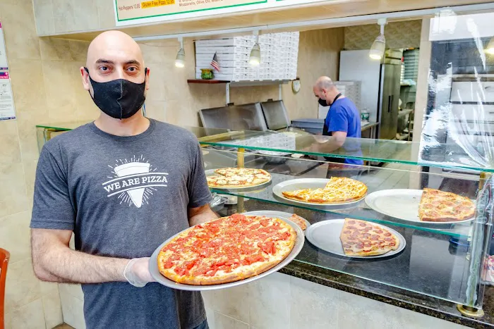 Milan Pizzeria Picture 10