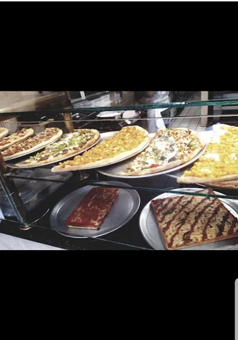 Milan Pizzeria Picture 6