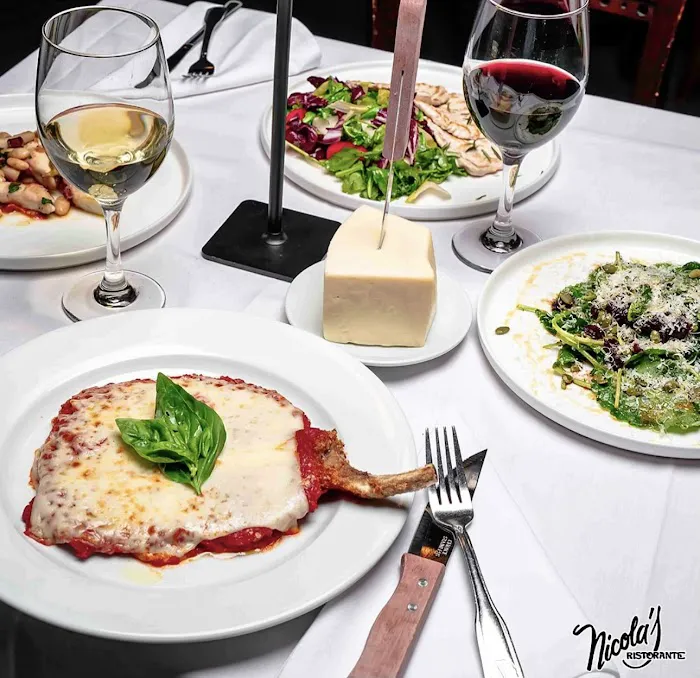 Nicola's Ristorante Picture 8