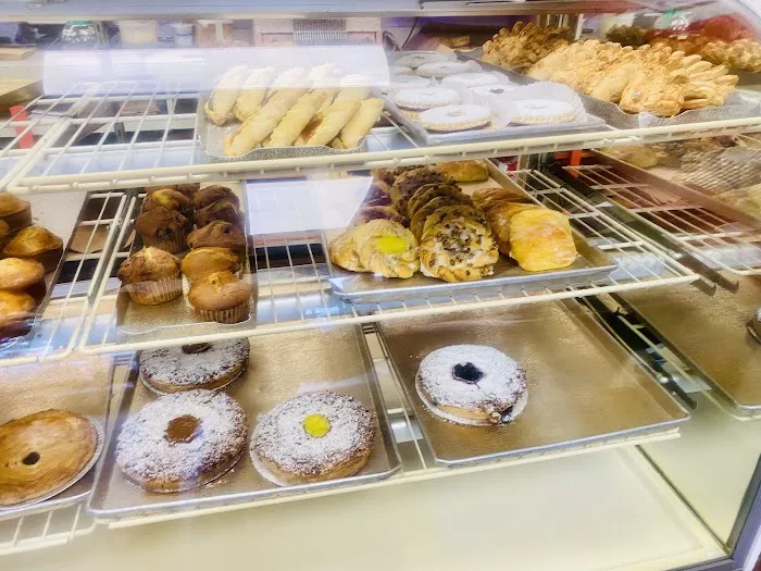 Deb Pam Bakery Picture 10