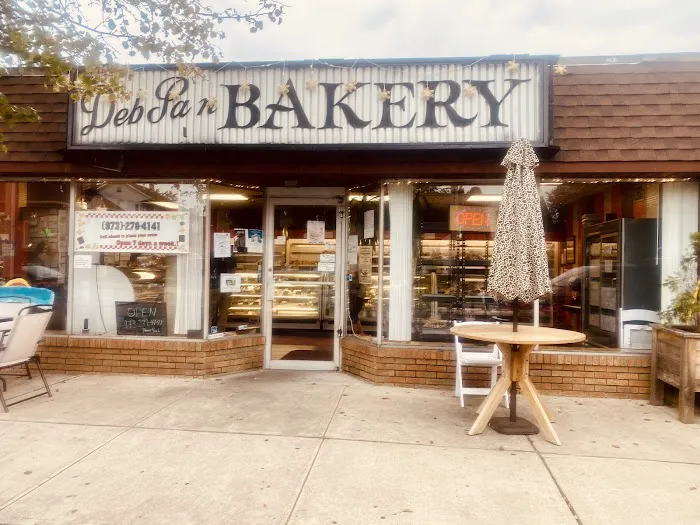 Deb Pam Bakery Picture 6