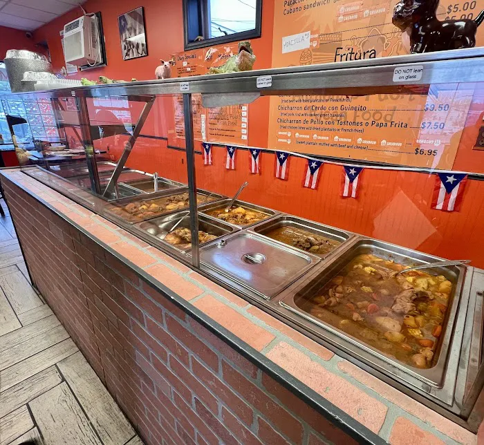 Chapo's Latin Cuisine Picture 7