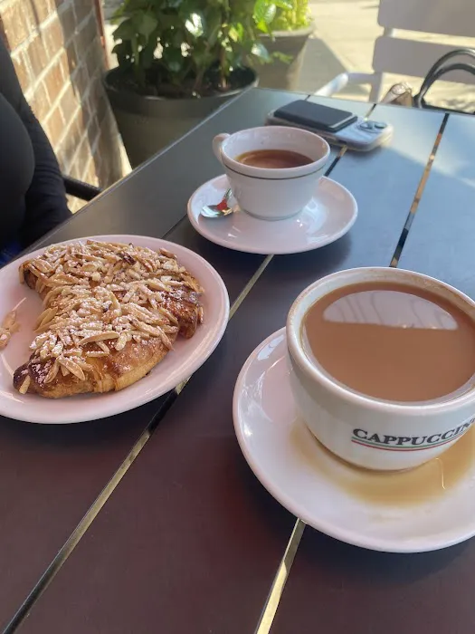 Giuseppe's Cafe Picture 5