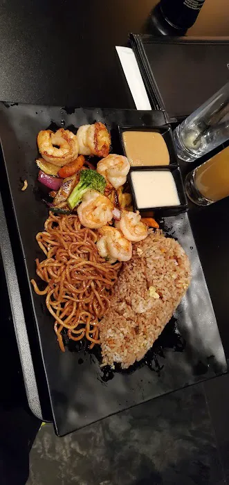 Sushi Lounge Picture 8
