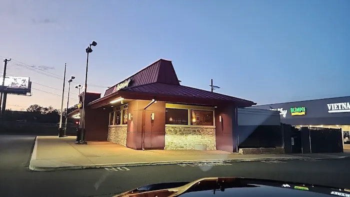 Pizza Hut Picture 7