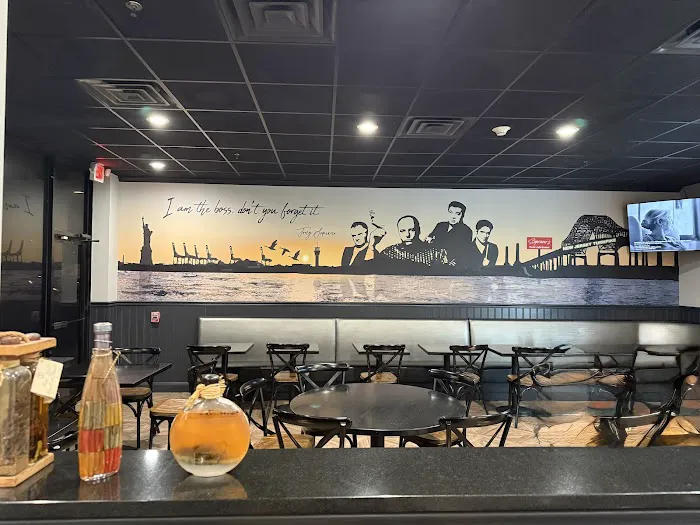 Soprano's Pizzeria & Ristorante Picture 2