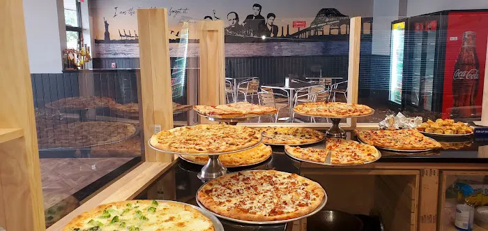 Soprano's Pizzeria & Ristorante Picture 3
