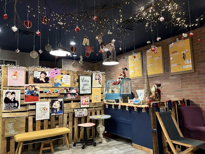 LUV BITES Restaurant(HALAL) Picture 4