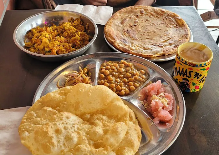 LUV BITES Restaurant(HALAL) Picture 2