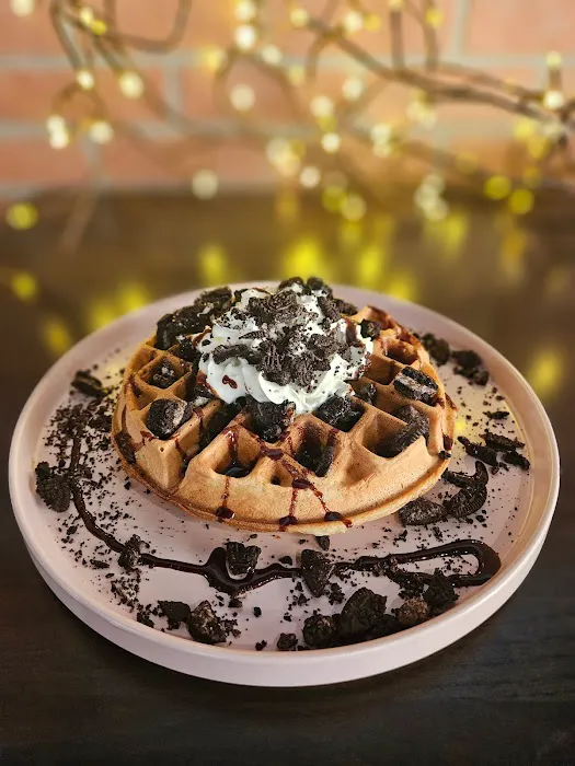 LUV BITES Restaurant(HALAL) Picture 1