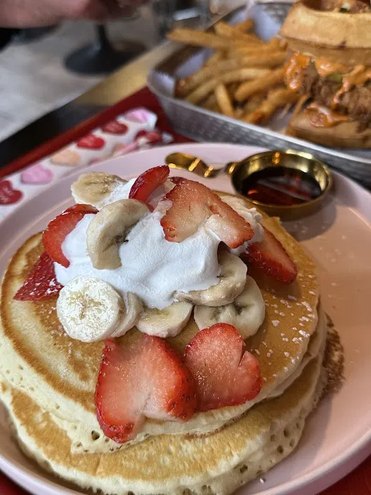 LUV BITES Restaurant(HALAL) Picture 6