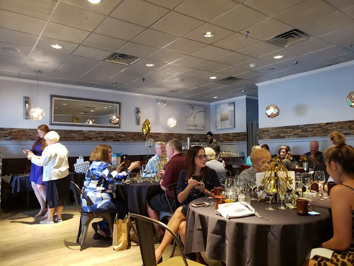 Pesto Italian Bistro Picture 2