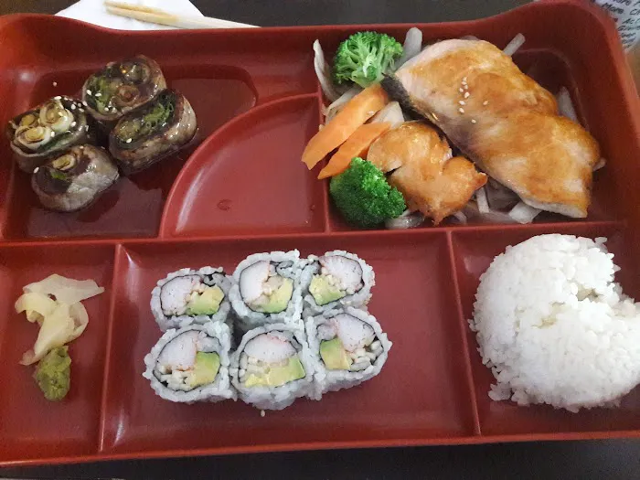 Yuki sushi restaurant Picture 6