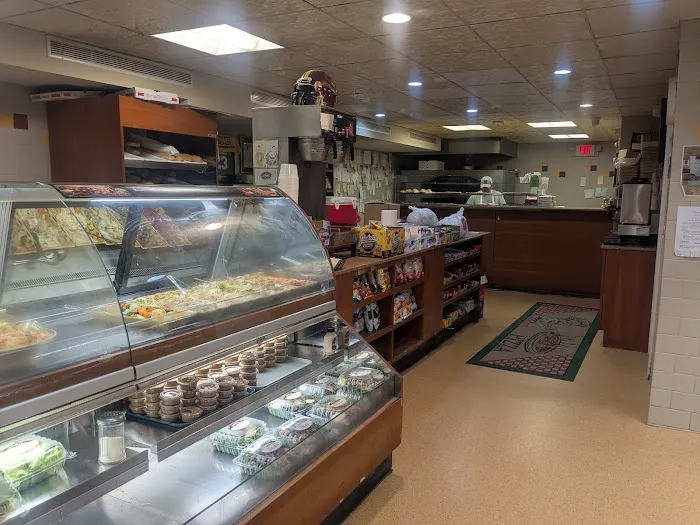 Marc's Deli & Pizzeria Picture 9