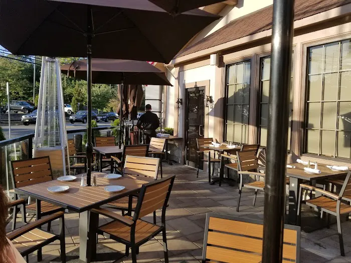 W’s Village Grille Restaurant & Bar Picture 9