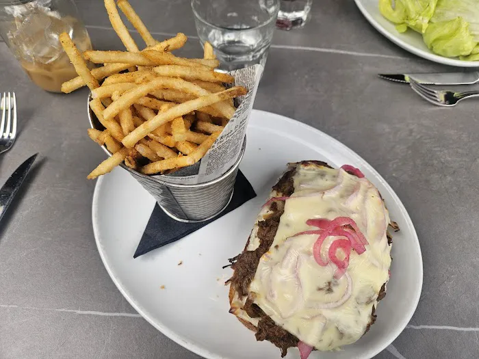 Saddle River Cafe Picture 10