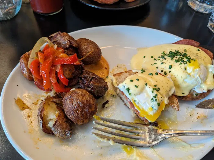 Saddle River Cafe Picture 5
