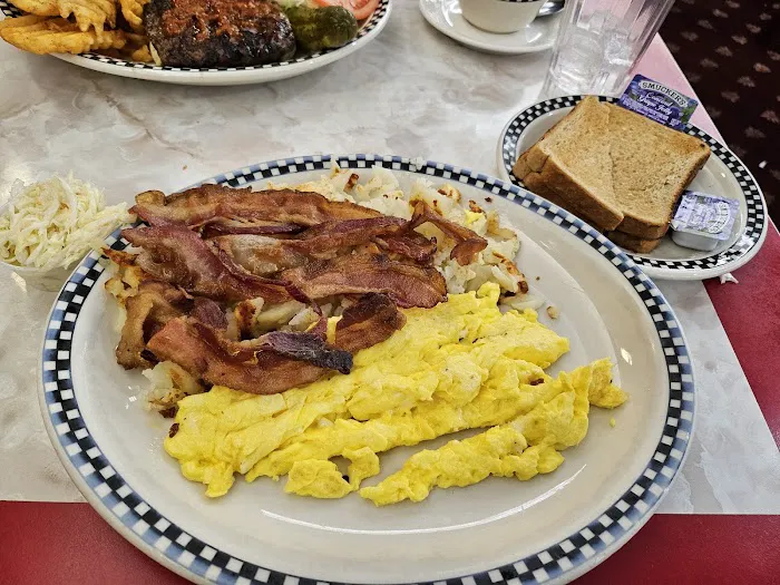 Park West Diner Picture 4