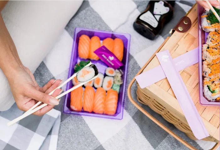 SnowFox Sushi Picture 2