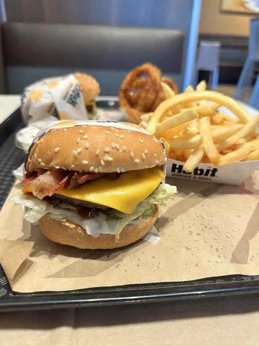 Habit Burger & Grill Picture 9