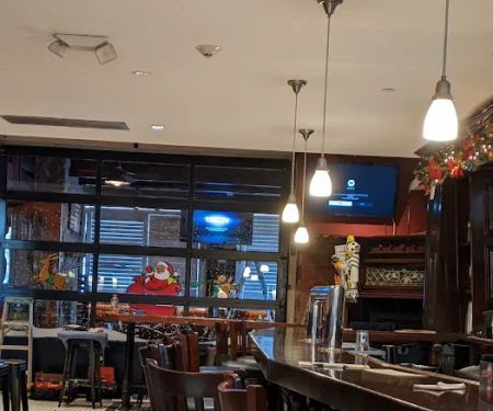 The Pearl River Saloon
