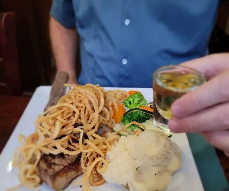 Murty's Publick House