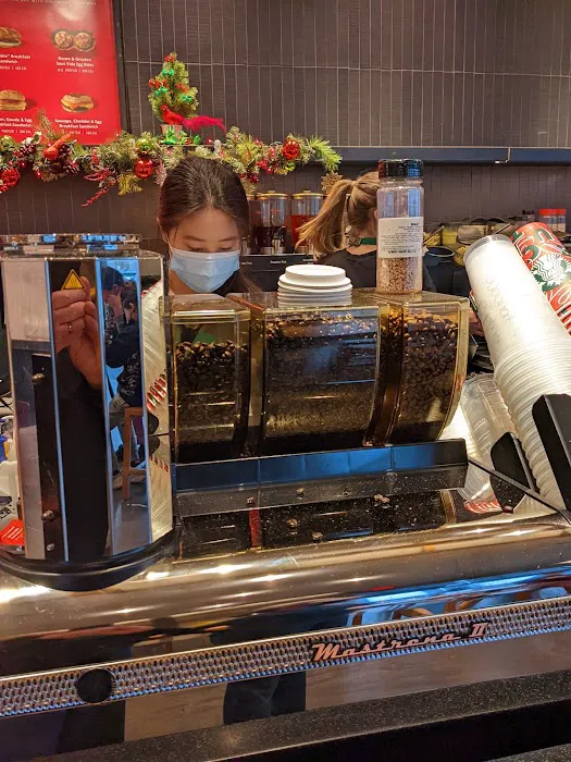 Starbucks Picture 6