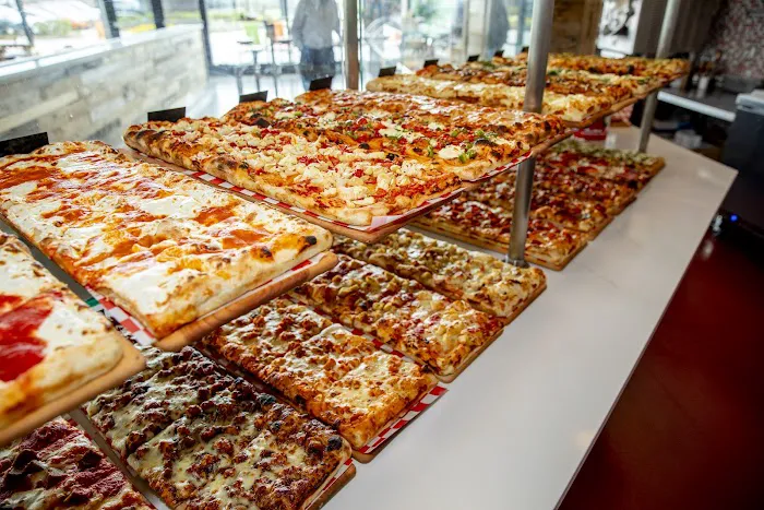 SQ Pizza Picture 9