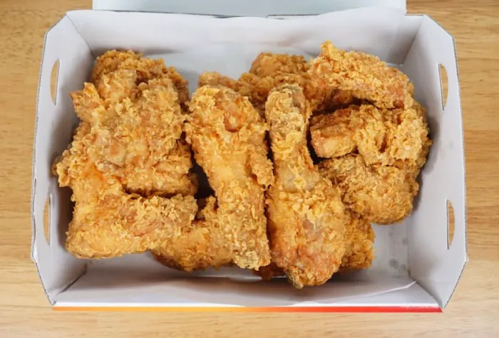 bb.q Chicken H-Mart Paramus Picture 2