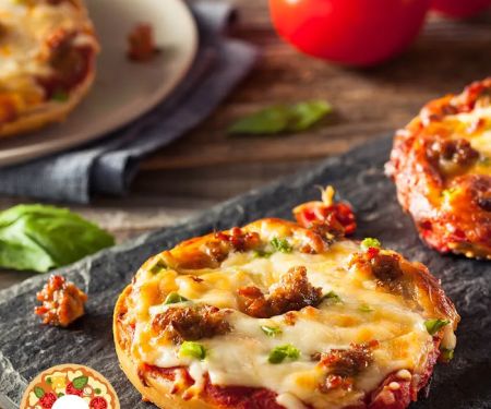 Pizza Bagels