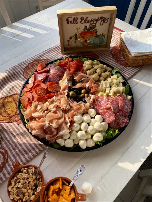Amici's Deli Picture 9