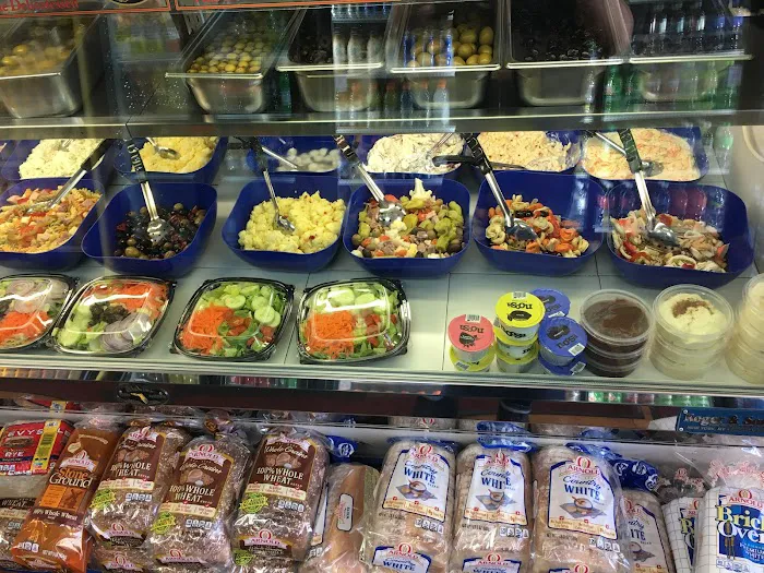 Amici's Deli Picture 8
