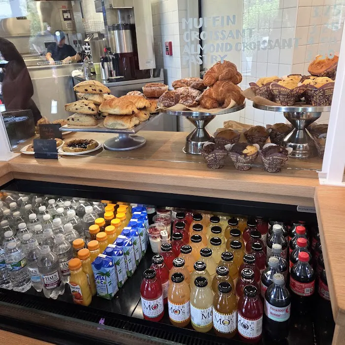 Brooklyn Bagel & Coffee Company Picture 4