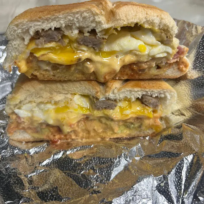 Hillside Deli Picture 5
