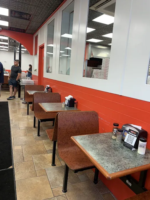 Sal's Pizza Mamaroneck Picture 10