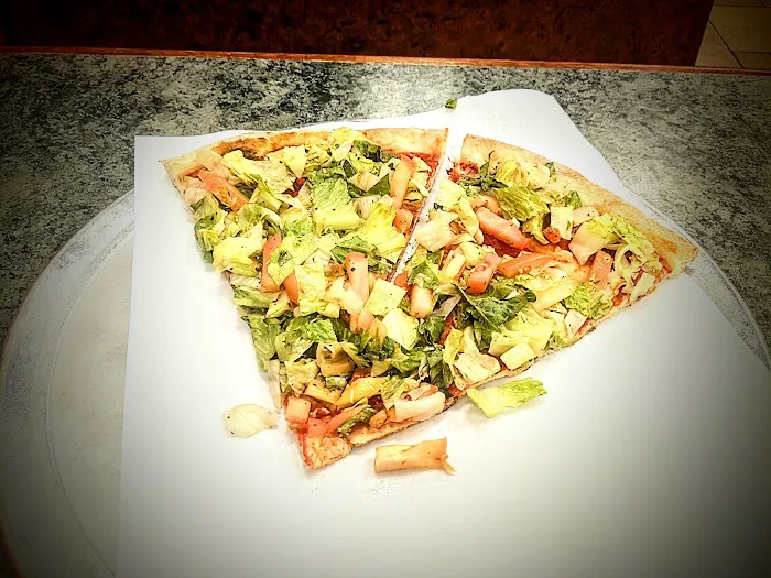 Sal's Pizza Mamaroneck Picture 6