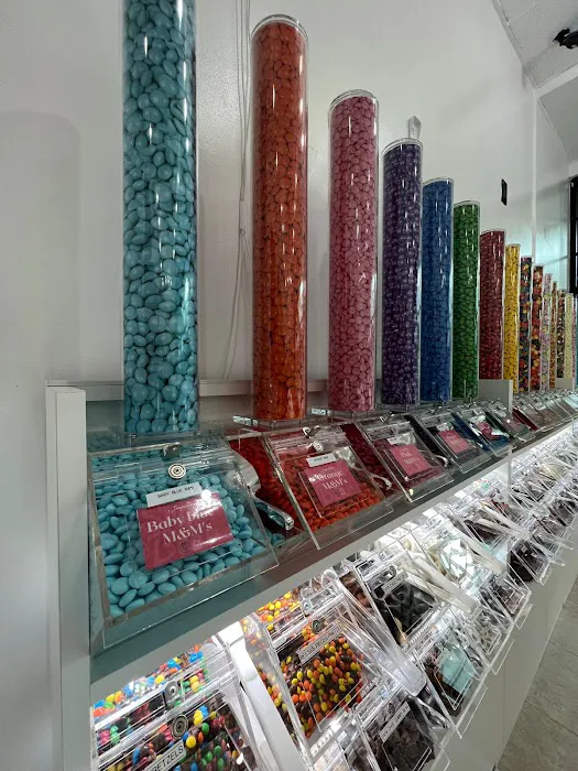 Sugar Bear Candy Store - Candy Store in Westchester Mall NY Picture 9