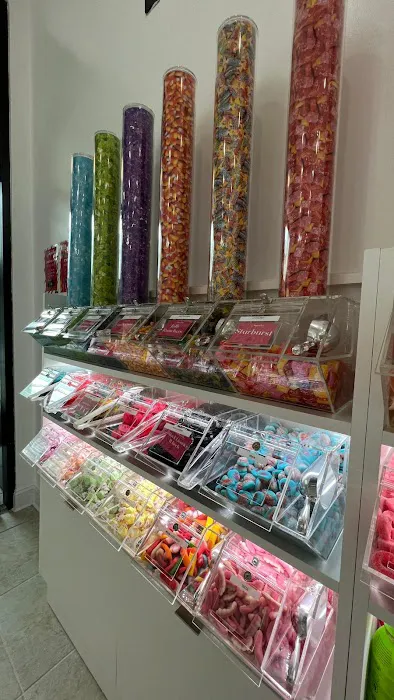 Sugar Bear Candy Store - Candy Store in Westchester Mall NY Picture 4
