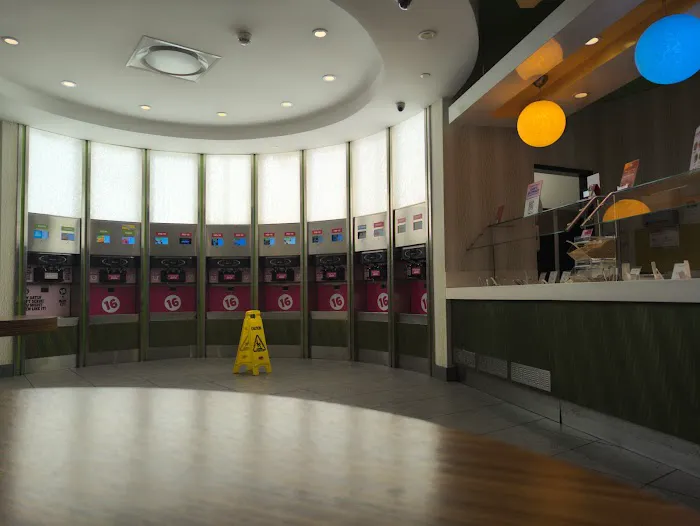 16 Handles Picture 1