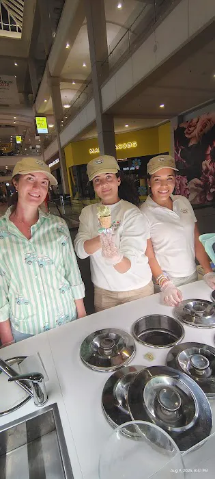L'Artigiano Gelato Picture 2