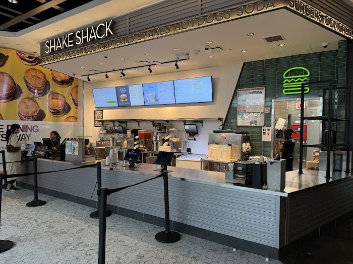 Shake Shack The Westchester Mall Picture 5