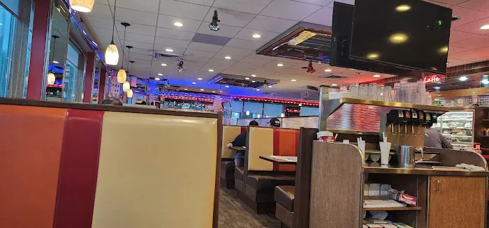 White Plains Coach Diner Picture 5