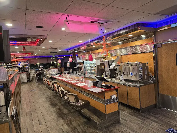 White Plains Coach Diner Picture 3