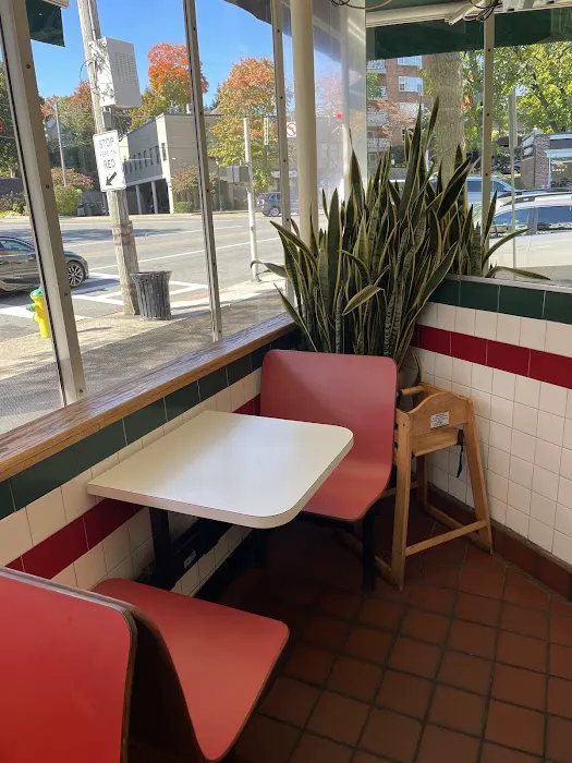 Italian Pavilion Pizzeria Picture 1