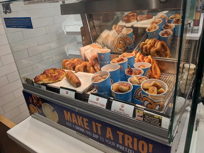 Auntie Anne's Picture 3